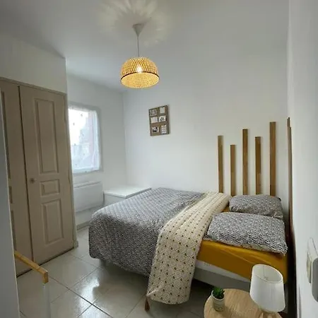 L'esprit Cyrano Apartment